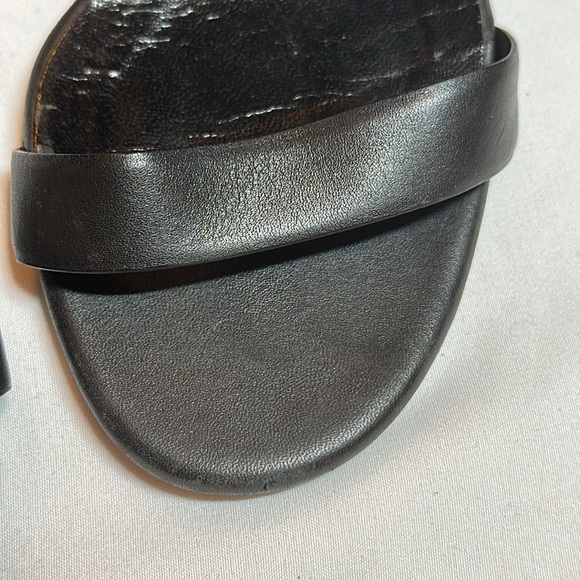 Gucci women’s black horsebit ankle strap high heel sandal gold hardware size 36 - Picture 8 of 15